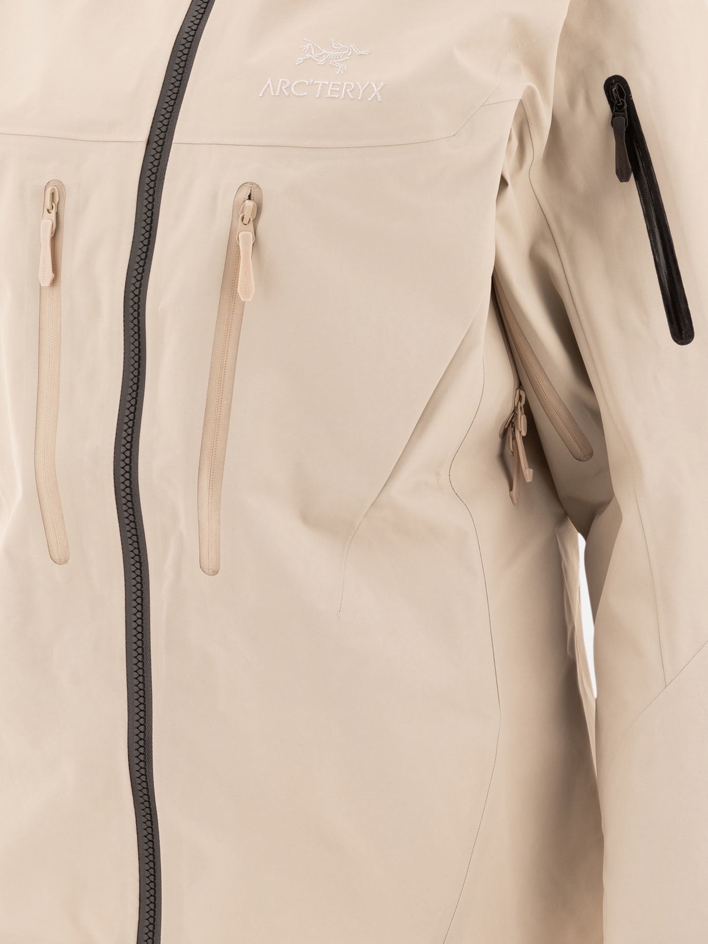 Arc'teryx Giacca "Alpha SV" 14025722_S Beige 4