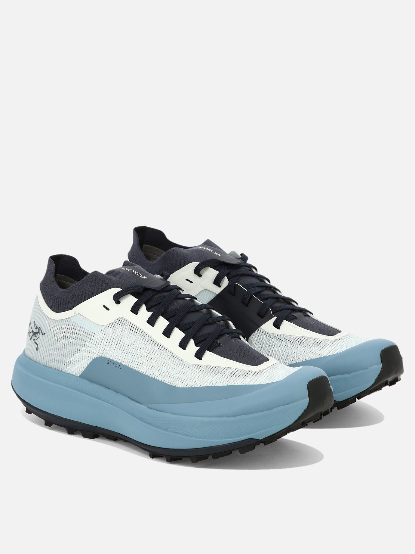 Arc'teryx "Sylan" sneakers Light blue