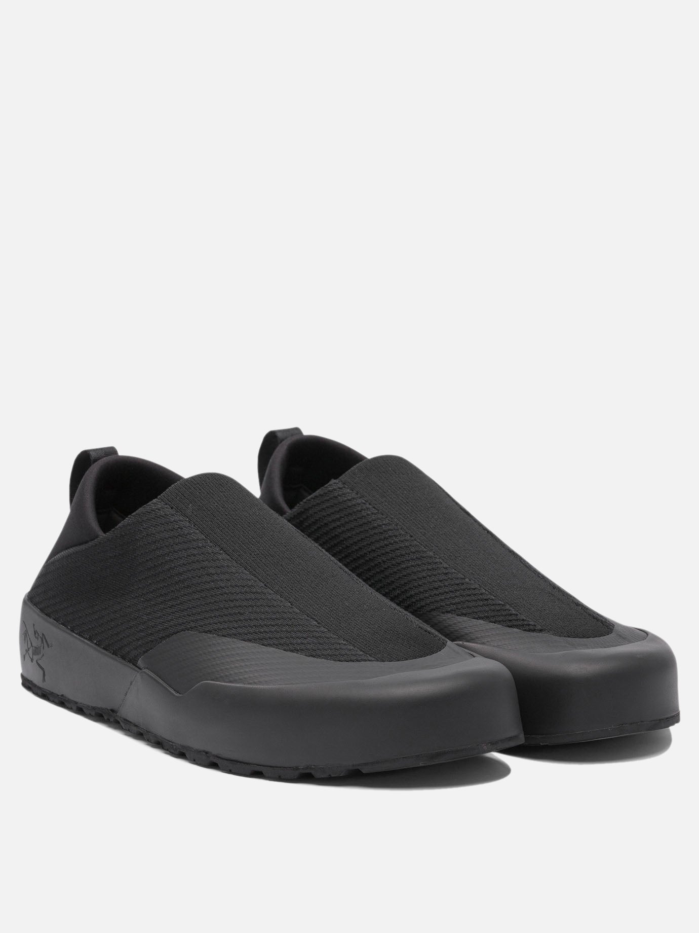 Arc'teryx "Kragg" Sneakers Black