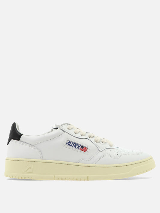 Autry Sneaker "Medalist Low" 18427035_40 White 1