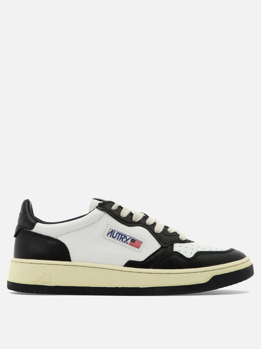 Autry Sneaker "Medalist Low" 16209018_40 Black 1
