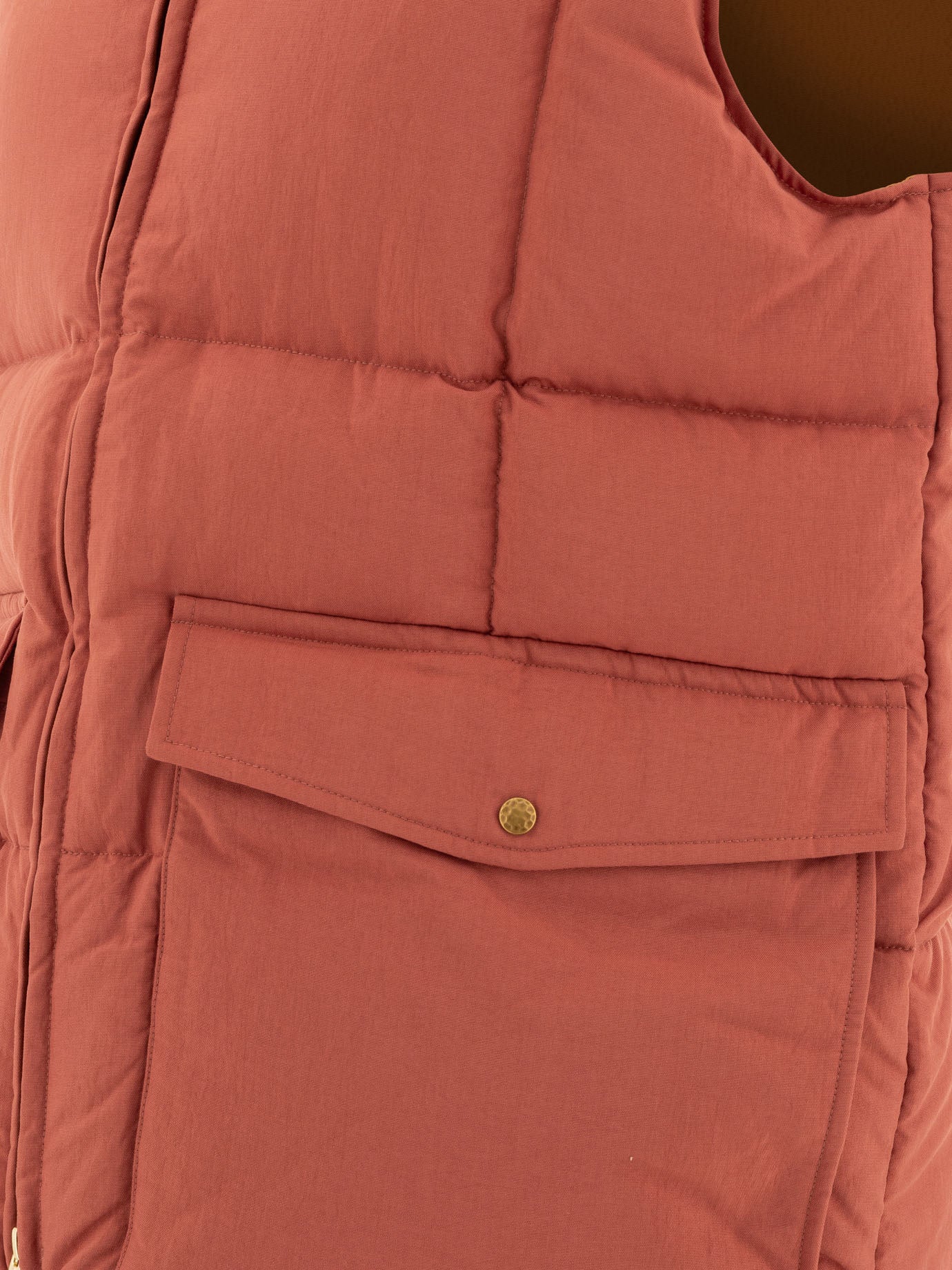 Beams Plus Oxford nylon sleeveless down jacket Red