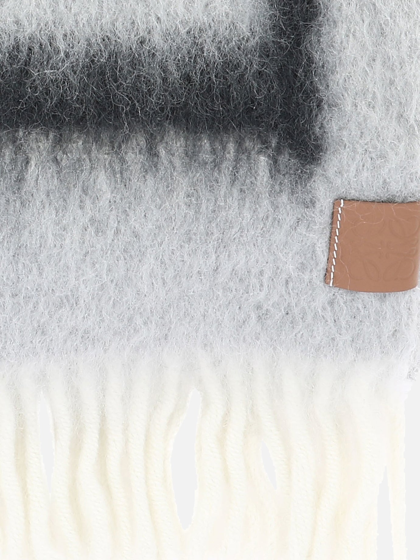 Fringed scarves 49% wool 47% mohair 4% polyamide  Grey - Loewe Men | PDP | VIETTI Online Store | thumbnail_2