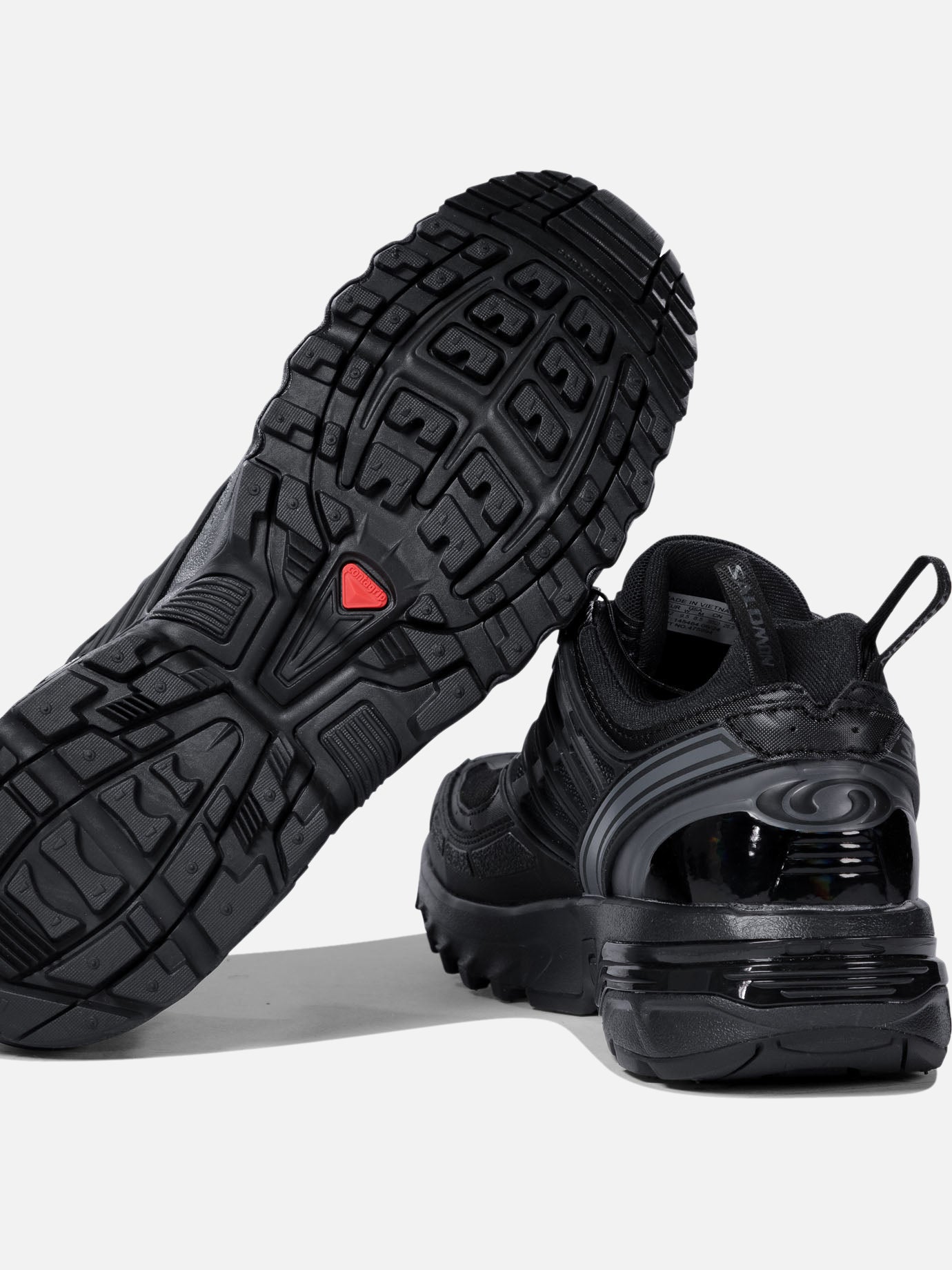 "ACS PRO GORE-TEX" sneakers