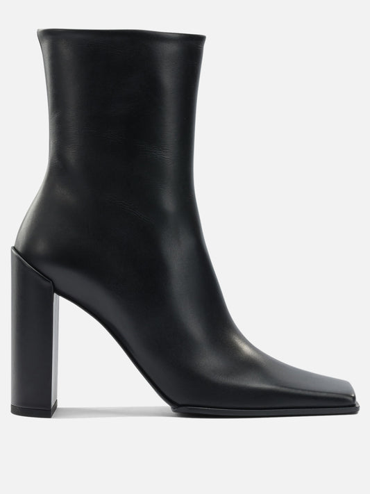Zipped boots 95% lamb leather 5% leather - 80% lamb leather 20% rubber  Black - Alaïa Women | PDP | VIETTI Online Store 
