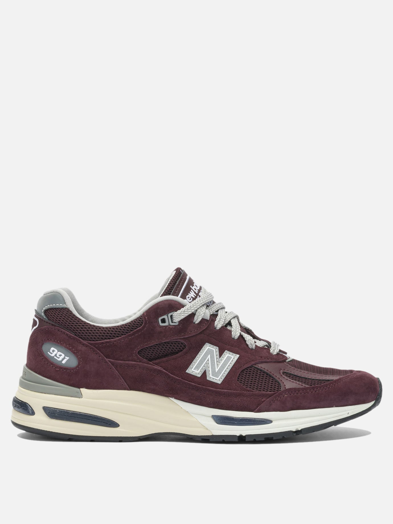 Low top sneakers 100% suede leather - 100% rubber  Bordeaux - New Balance Men | PDP | VIETTI Online Store | Zoom-Modal
